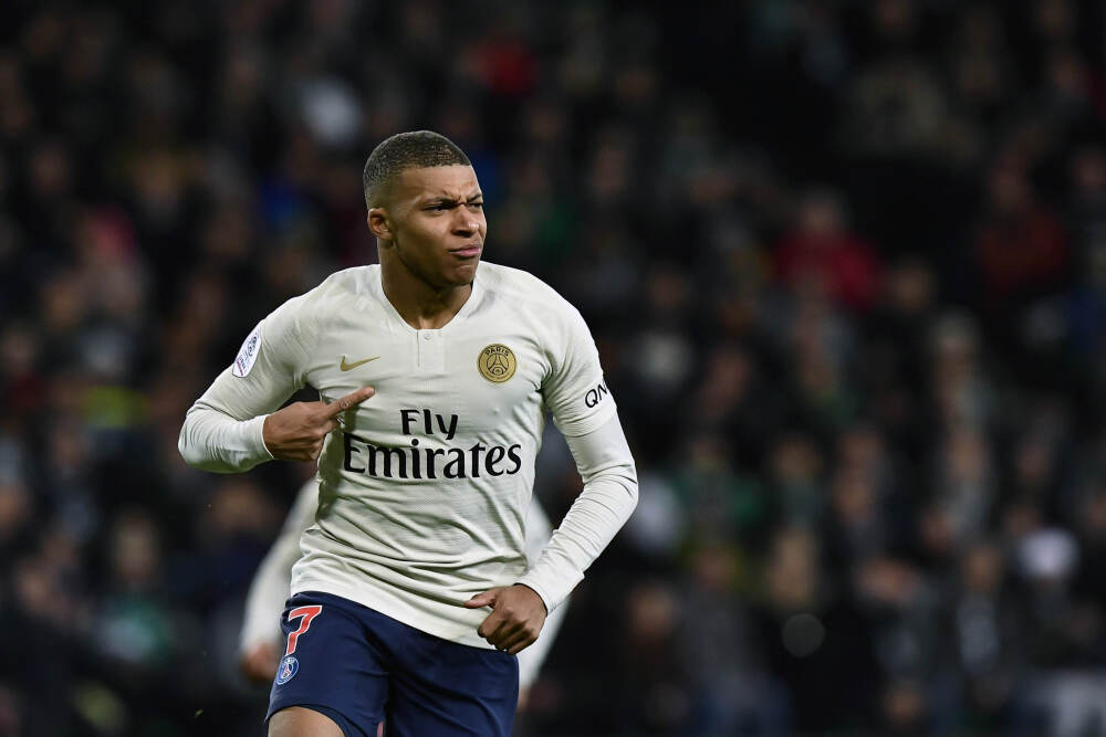 “出行工具”变“智能伙伴”　AI成汽车产业核心竞争力